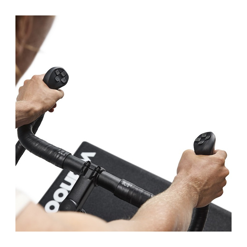 KICKR BIKE PRO Smart Bike incluso Trainer Floor Mat (WFBIKE4) Prezzo valido fino al 09/08